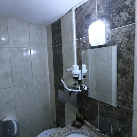 Отель Zi̇nci̇rli̇ *