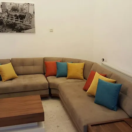 Hotel Zi̇nci̇rli̇
